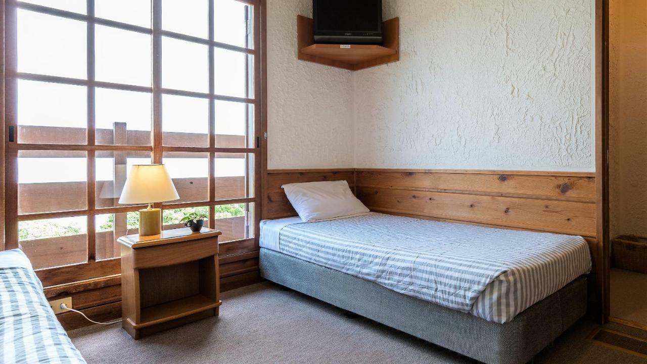 Blueberry Pension Madarao Iiyama Екстер'єр фото
